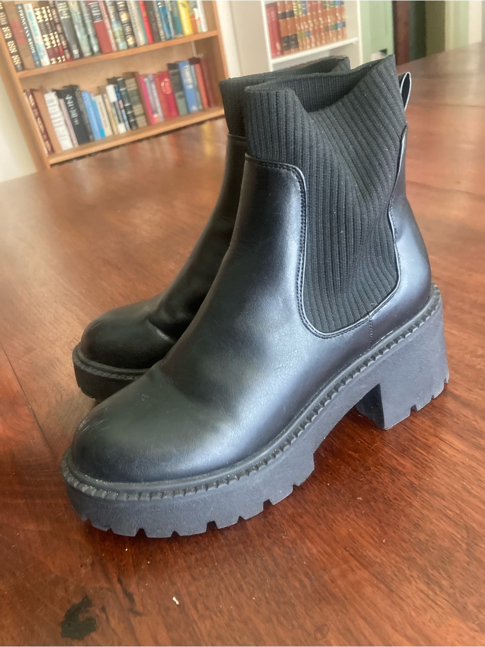 Steve Madden platform boots